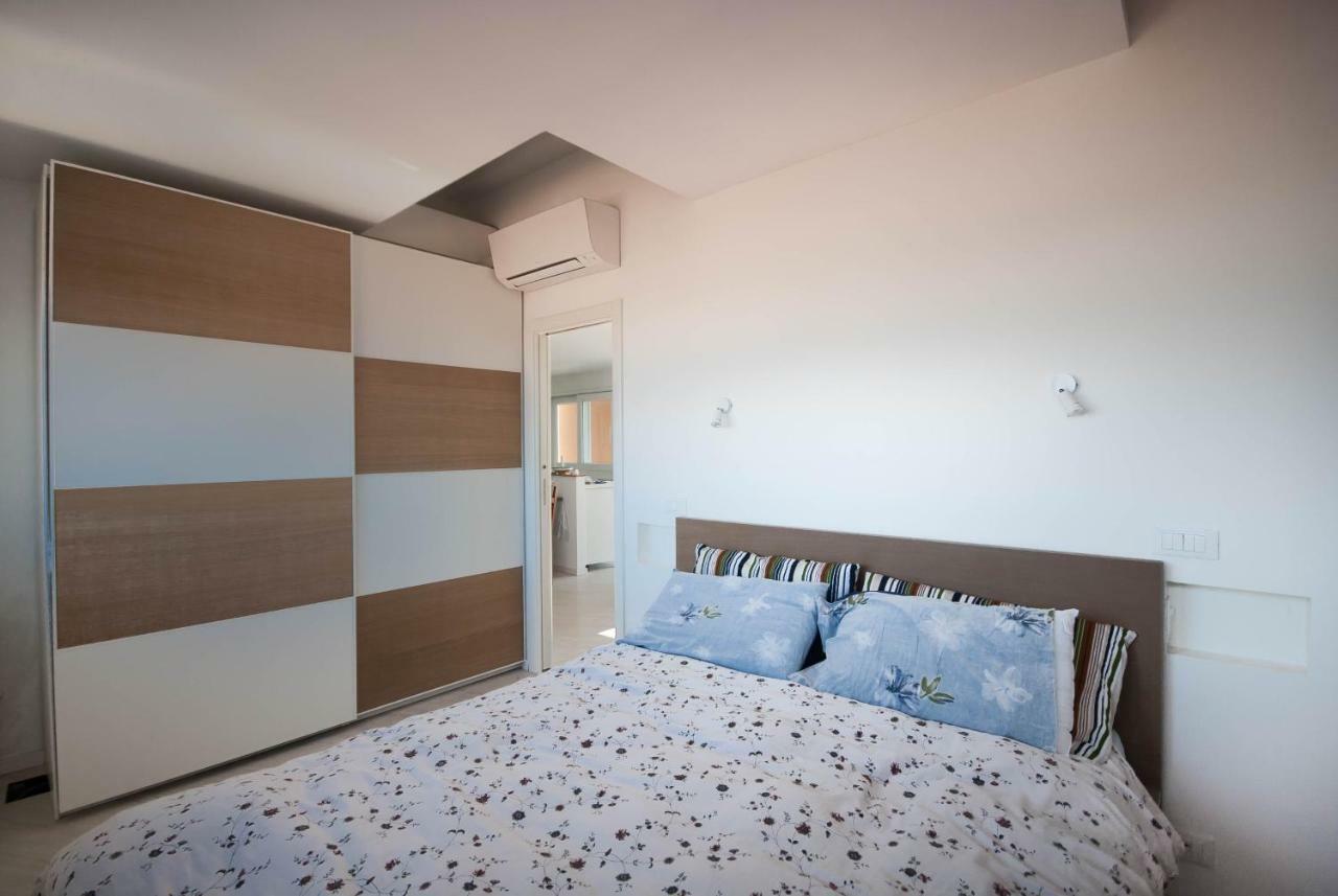 Exclusive Rooftop Apartment With Large Terrace In Solari/Tortona Mediolan Zewnętrze zdjęcie