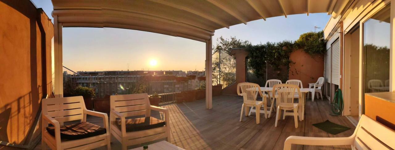 Exclusive Rooftop Apartment With Large Terrace In Solari/Tortona Mediolan Zewnętrze zdjęcie