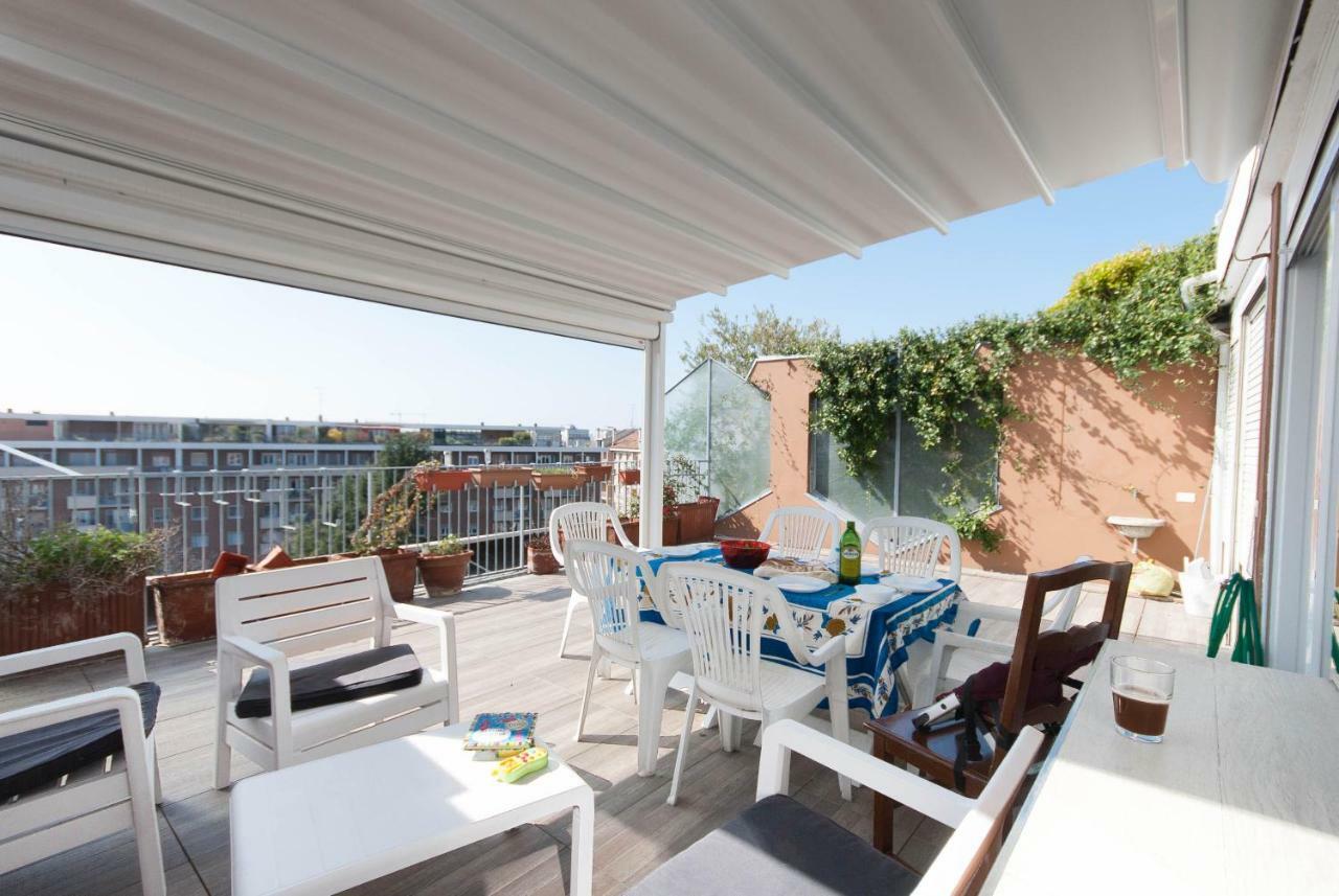 Exclusive Rooftop Apartment With Large Terrace In Solari/Tortona Mediolan Zewnętrze zdjęcie