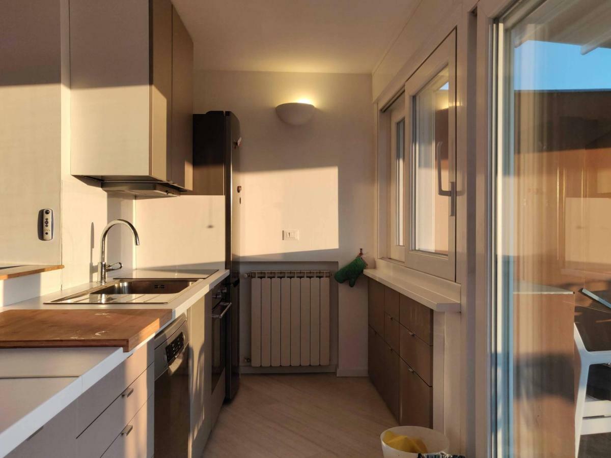 Exclusive Rooftop Apartment With Large Terrace In Solari/Tortona Mediolan Zewnętrze zdjęcie